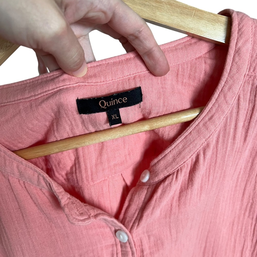 Quince 100% Organic Cotton Gauze Roll Sleeve Shirt Coral Blush SZ XL Coastal - Picture 4 of 8